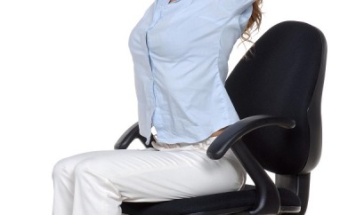 Ejercicios que se pueden hacer sentada en nuestra silla de trabajo